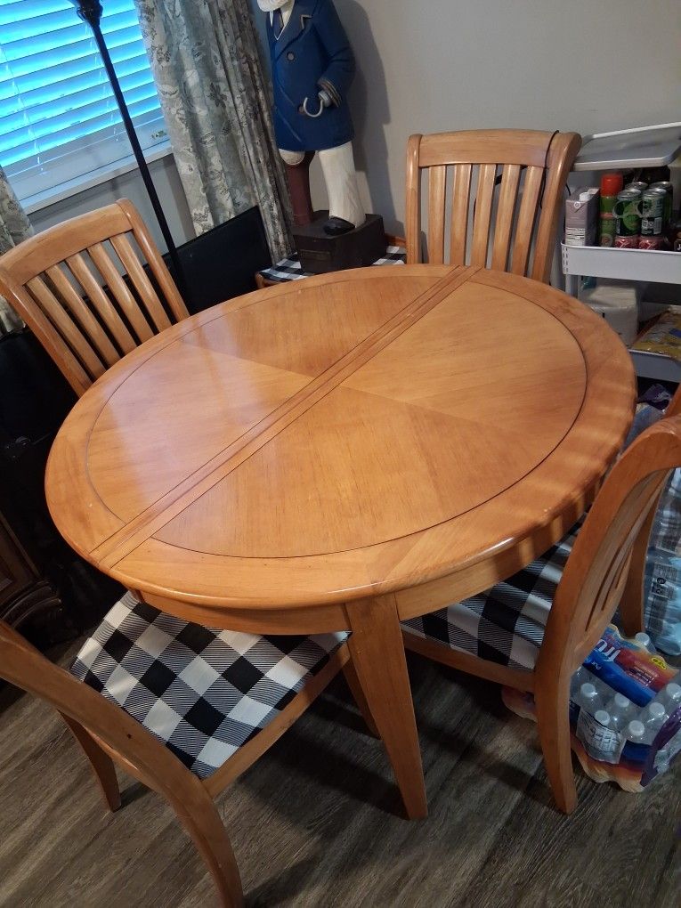 Dining Room Table And Chairs