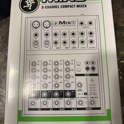 Mackie Mix8 - 8-CHANNEL COMPACT MIXER