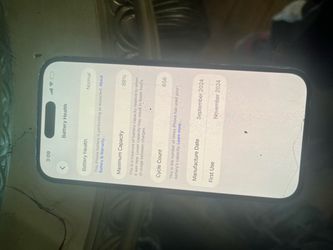 Apple iPhone 15 $350 unlocked 128gb 88% battery with Cracked Screen