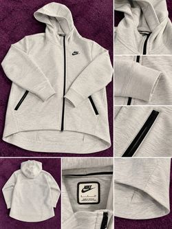 Nike Women’s Full-Zip Hoodie – Light Gray – Size S