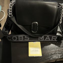 Women’s Pursers And Wallet 