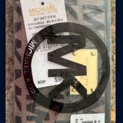 Brand New Still in Package Michael Kors Wallet