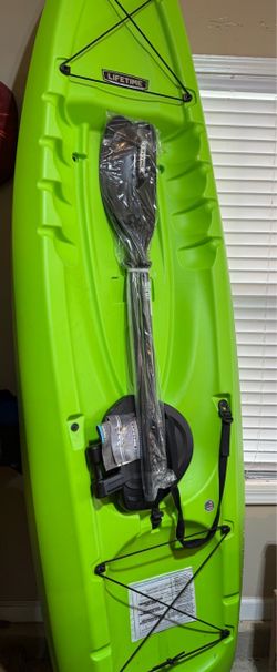 Lifetime Kayak with Paddle