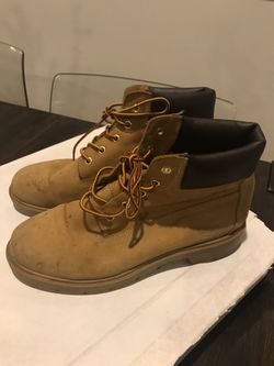 Timberland Womens Size 5.5 Wheat Nubuck Hiking Trail Waterproof Ankle Boots. Condition is Pre-owned. See pictures ask questions and make an offer!