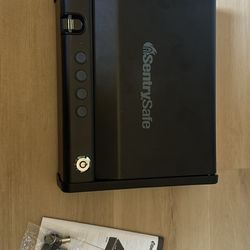 Small Safe, Like New 