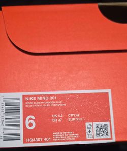 Nike Mind 001 Size 6