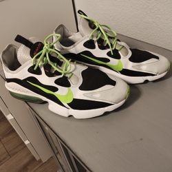 Men's Nike  Tennis Shoes 👟