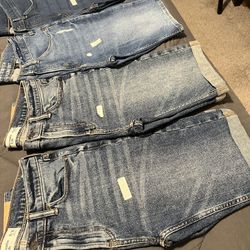 2 Pairs..Same Style..Abercrombie Jeans shorts Size 15-16 Big Boys $12 Each Both Pairs For $20.. New Condition.. (H&M Size 16 $12 ..Now $10 …Also👇🏽