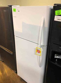 Frigidaire Top Freezer model: FFTR2021TW 4L