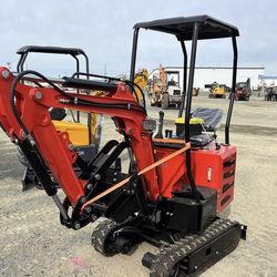Landscaping - Bobcat - mini excavator