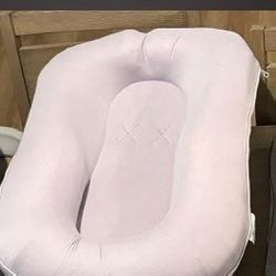 Baby resting bed