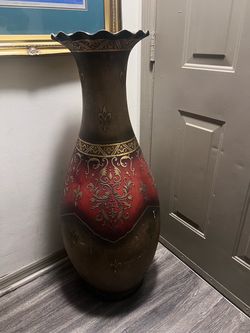 Large Decorative Floor Vase Red and Gold