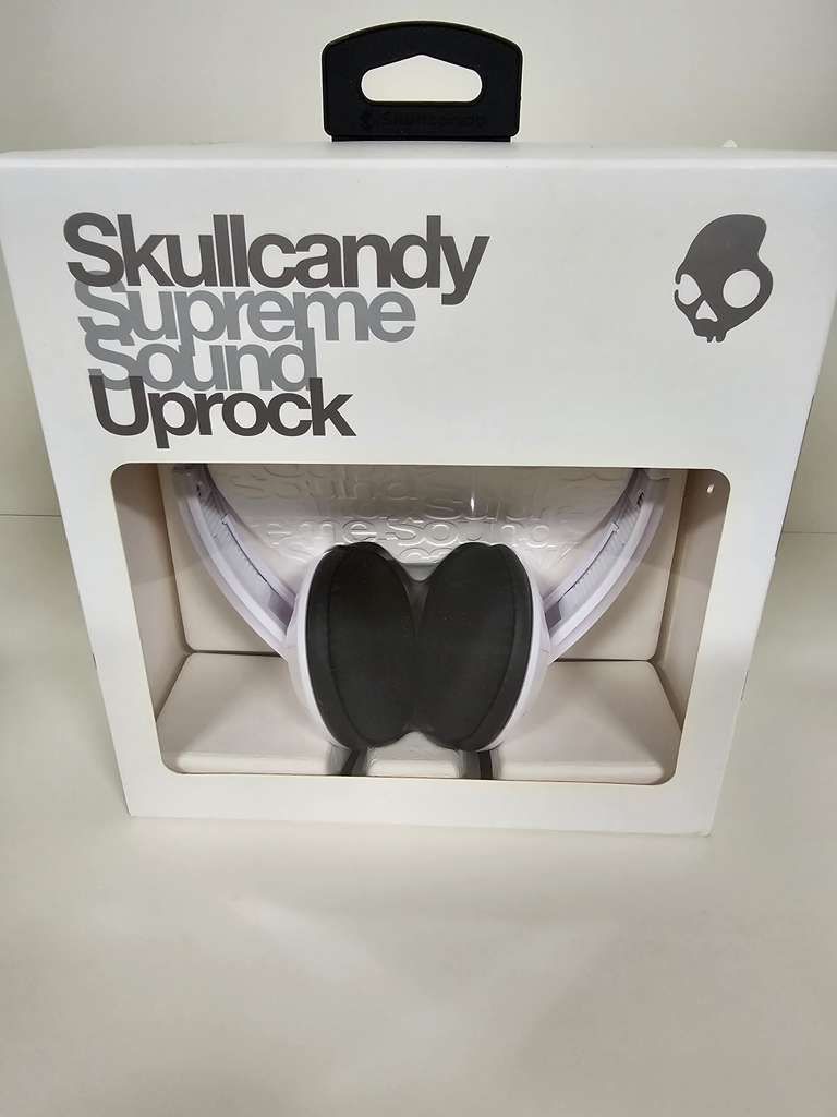 Lot of 21 Brand New Skullcandy Supreme Sound Uprock Headphones in White