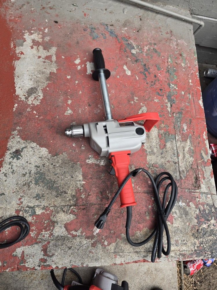Milwaukee 1/2 in. 450 RPM Compact Drill