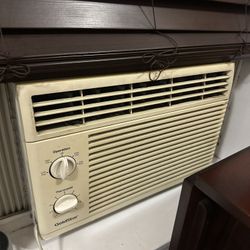 AC Window Unit