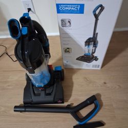 Bissell Powerforce compact Vacuum 