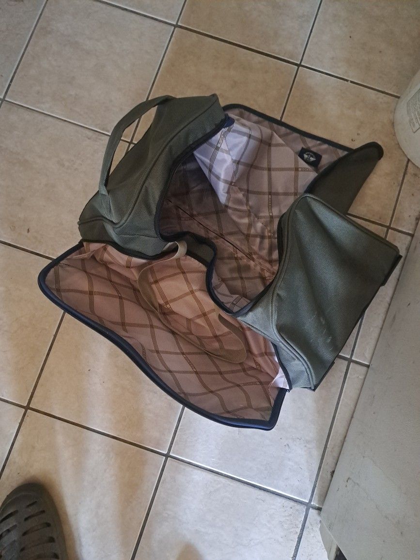 men's duffle bag w/ wheels