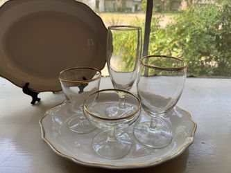 Gold Rim Glass Drinkware Set