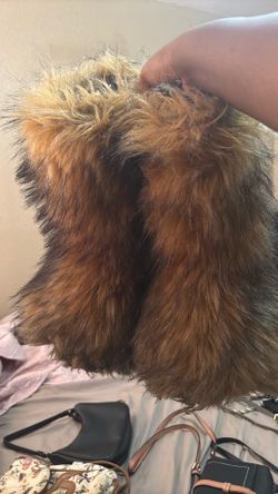Fur boots