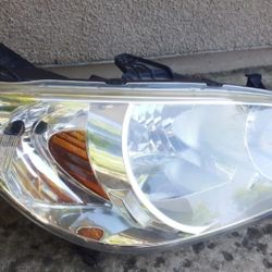 2004 2005 HONDA CIVIC RIGHT PASSENGER HEADLIGHT