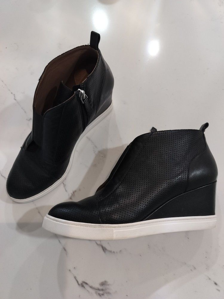 Linea Paolo Black Boot Leather-like Wedge Sneaker Ankle Bootie Women’s 9.5 M