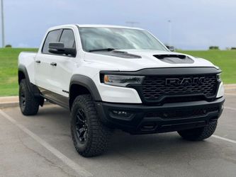 2025 Ram 1500 Crew Cab
