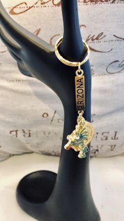 NWOT Gold tone Arizona Key Chain with two charms
