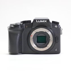 Panasonic Lumix DMC-G7 w/ 45-105mm Lens 16.0MP MFT Mount Camera Bundle