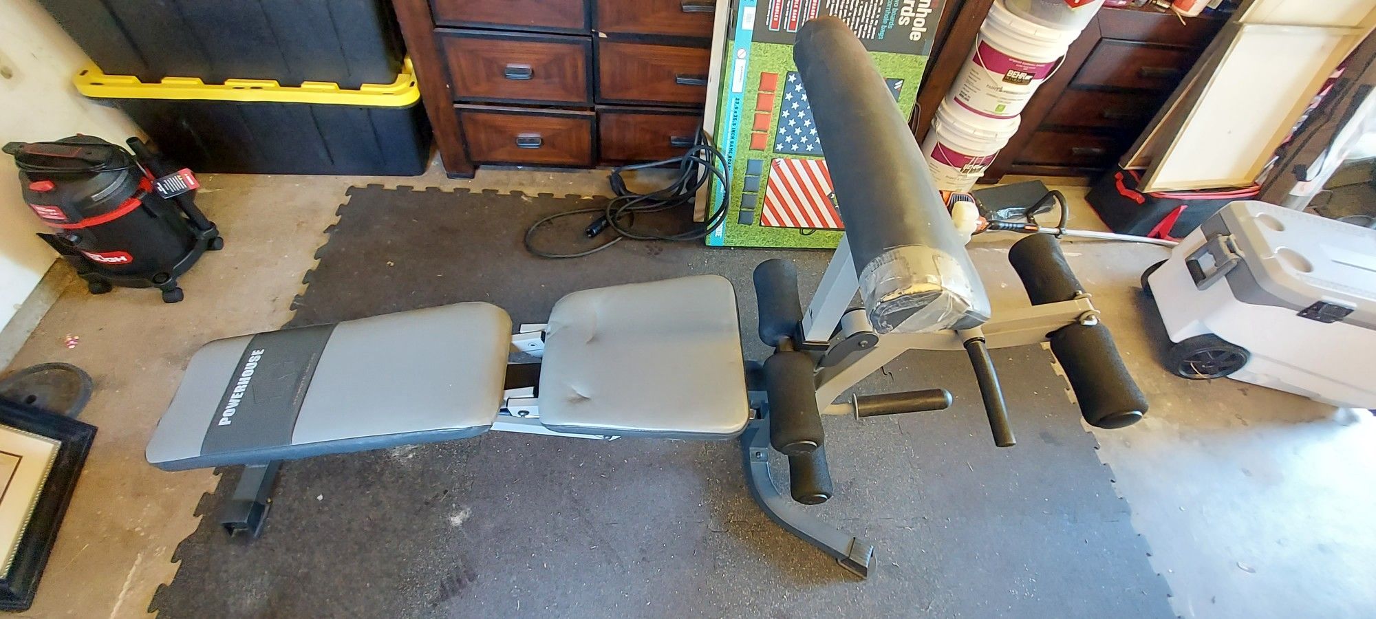 Weight Bench Adjustable Leg Ext & Curl Ext