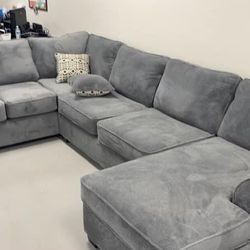 Brand New Judge Sectional