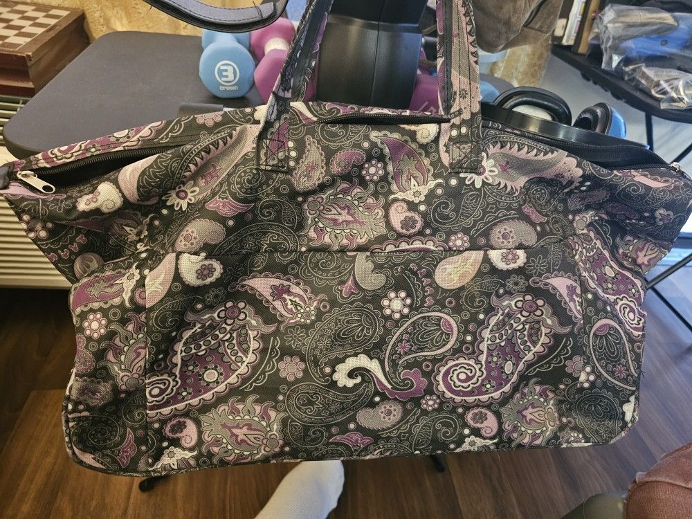 Travel Cloth Luggage Bag With Rolling Wheels