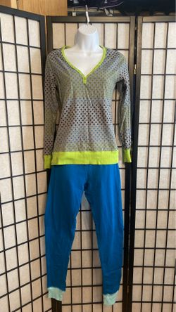 Juniors PJ set size medium