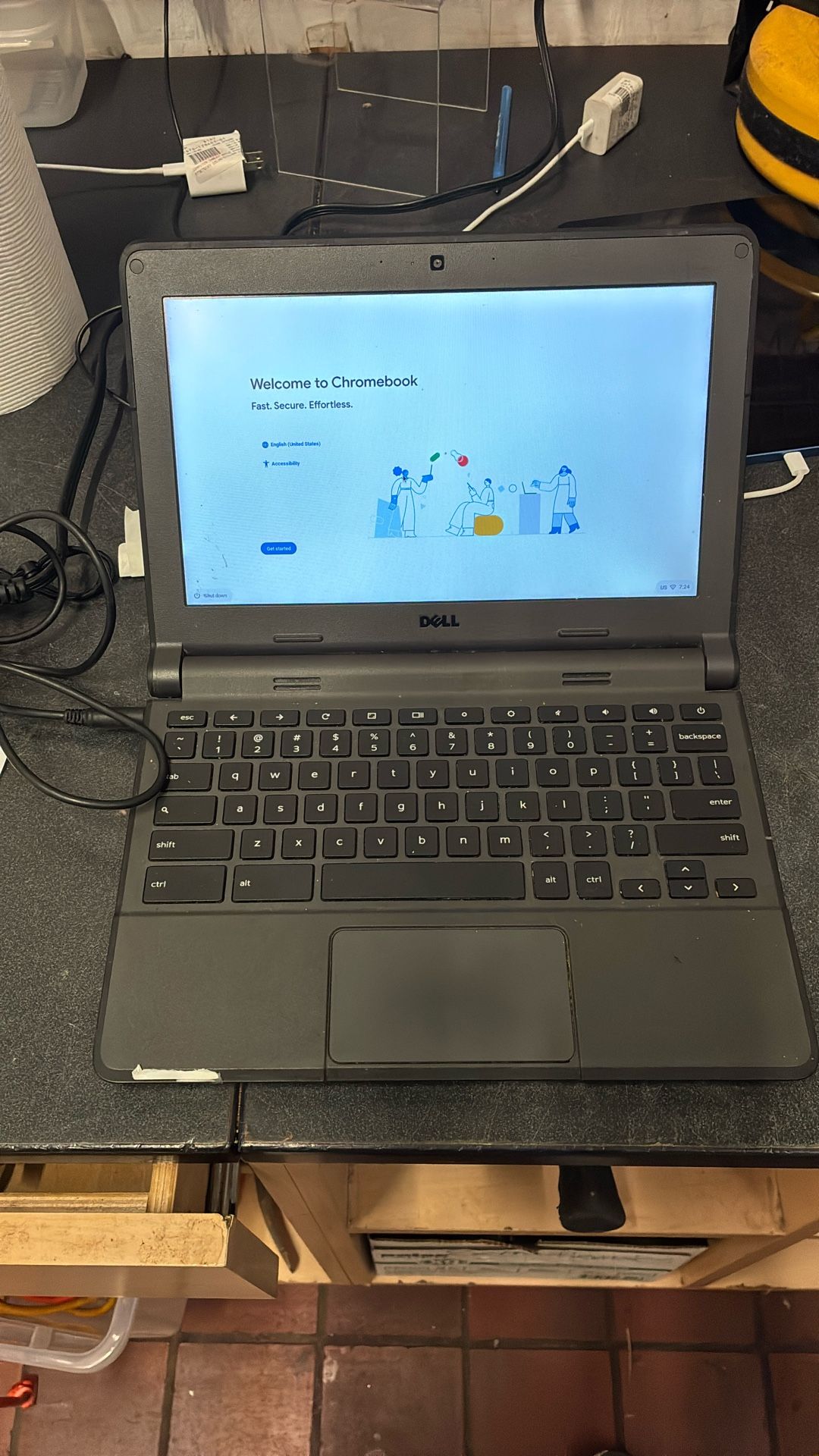 Dell Laptop ( Chromebook $50 Today Only ) This Is A Store !!!! 1015 Summit Ave Greensboro