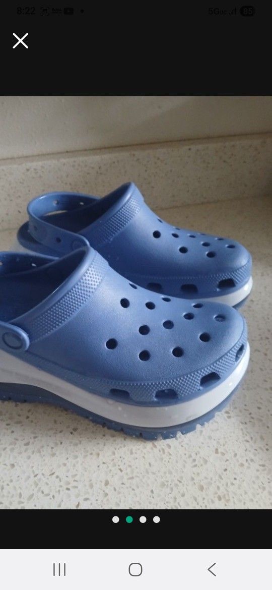MEGA CRUSH CROCS 9