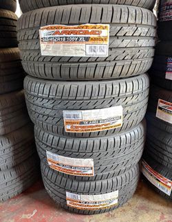 Set de llantas nuevas 245/45R18 marca Arroyo con 50.000 mil millas de garantía