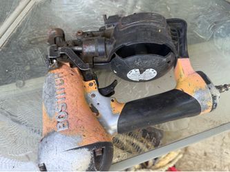 Nail gun