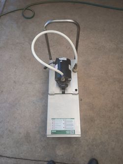 Frontline International 10SS-NA-WM Oil/Grease Transport Caddy – Commercial Restaurant Equipment