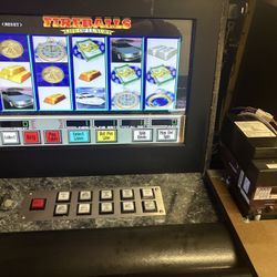 Slot Machine/ Life Of Luxury Fire Ball 