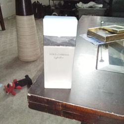 New Full Bottle Of Women's Dolce And Gabbana Perfume  1.7 fl oz