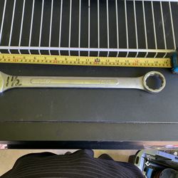 1 1/2 19" wrench COMBINATION WRENCH