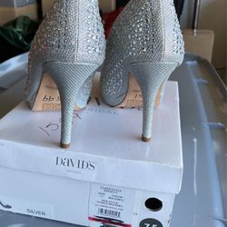 David's bridal hotsell silver heels