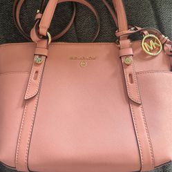 Micheal Kors Purse