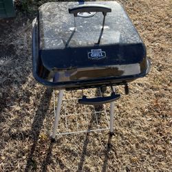 Charcoal grill 