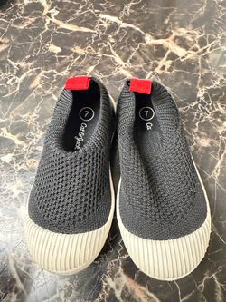 Cat & Jack Kids' Black Trainers Good Condition. Size 7T for Toddler.   See Description