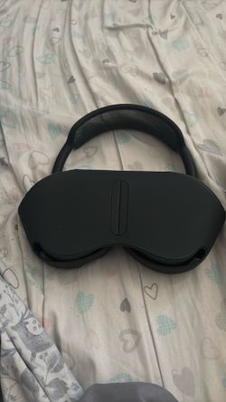 barely used airpod max’s