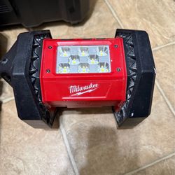 Milwaukee flood light