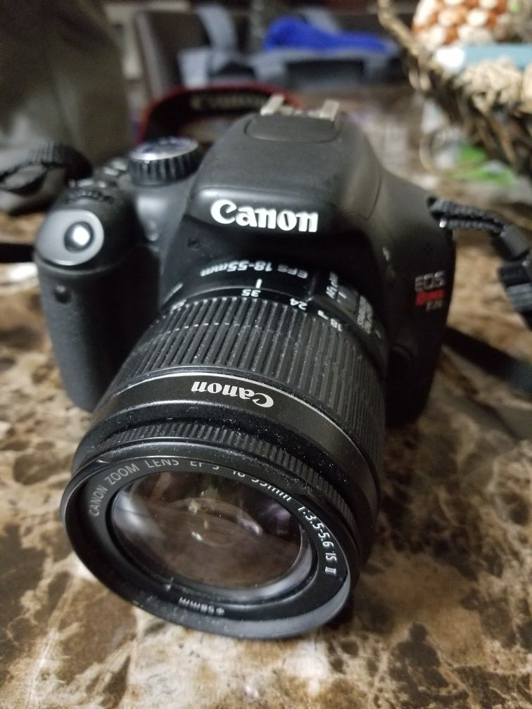 Canon camera EOS Rebel T2i