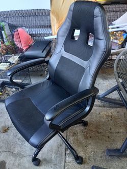 Black Gaming / Office Chair with Cushio