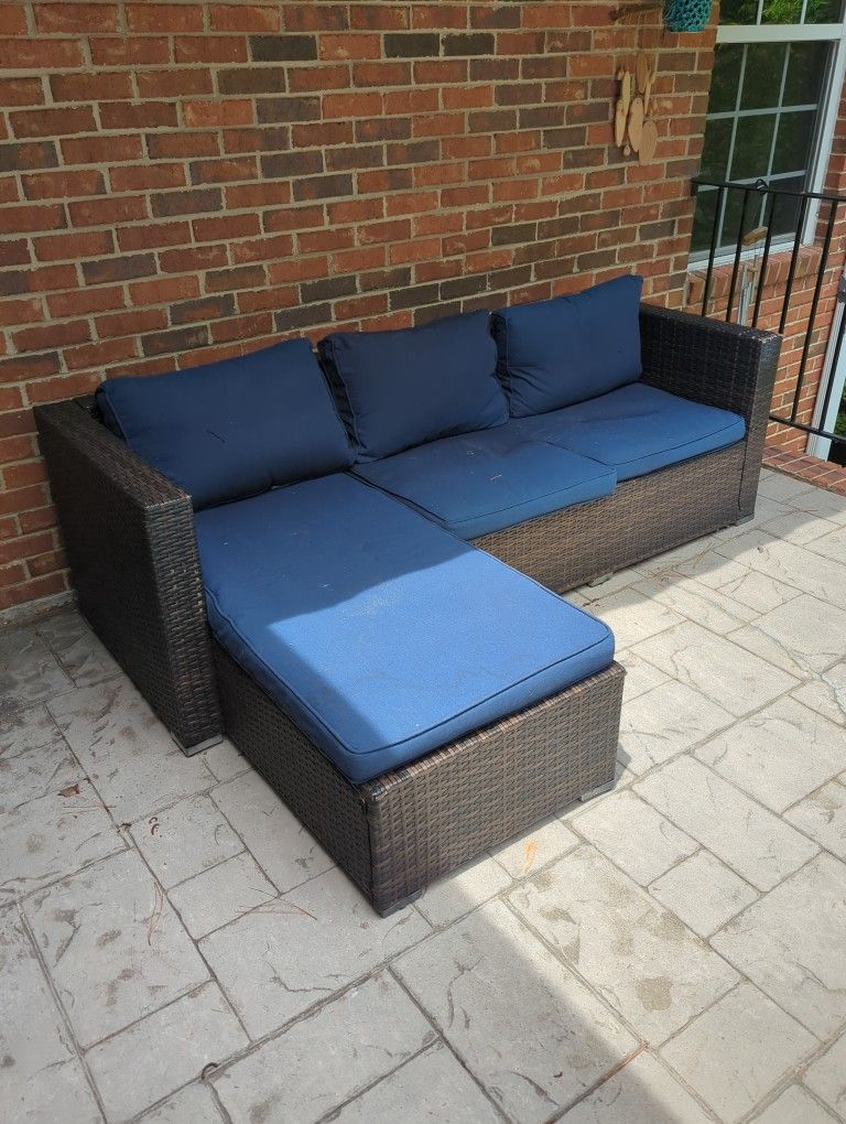 Patio Lounge
