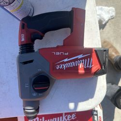 Milwaukee Hammer Drill 